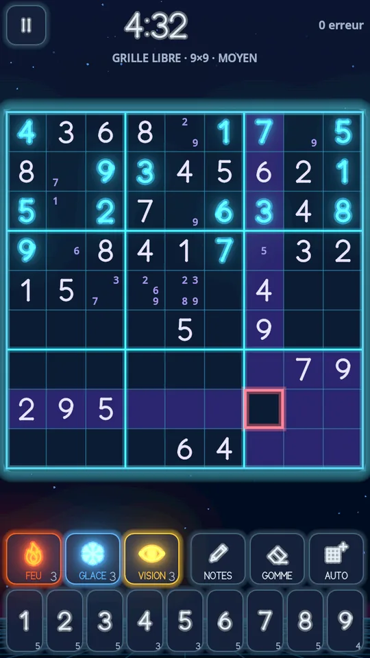 Grille de sudoku 9×9 néon, avec les sorts Feu, Glace et Vision et le pavé numérique.